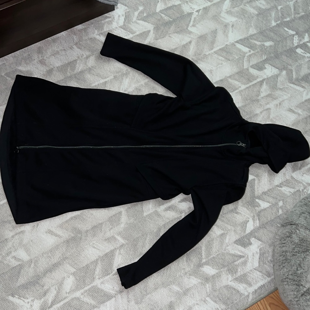 Athleta Zip Up Size: small Color: black NEVER WORN!